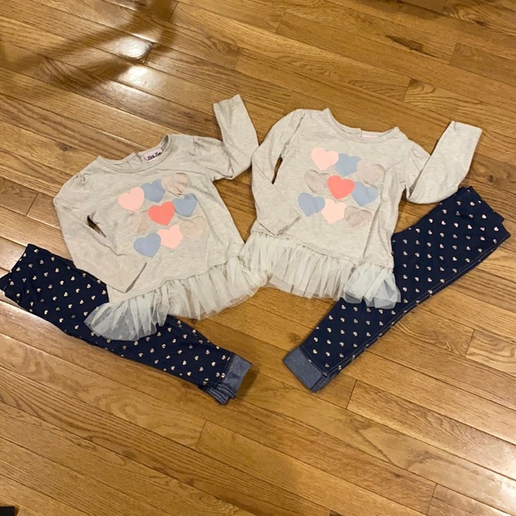 TWINS!! Very sweet outfits!